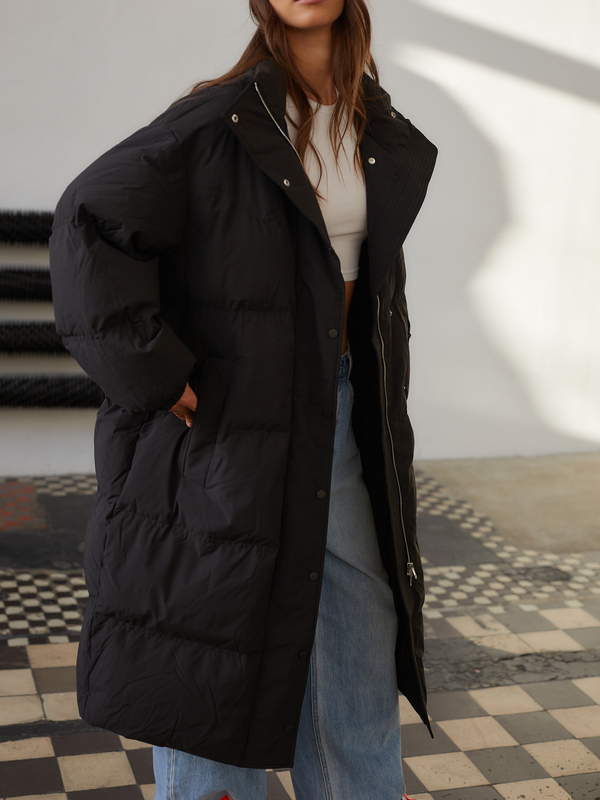 OVER BLACK PUFFER COAT