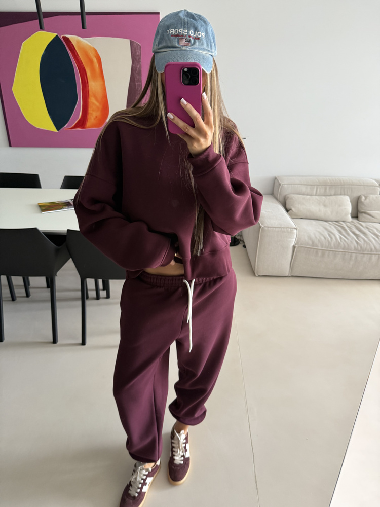 RUBY RED WINE JOGGERS