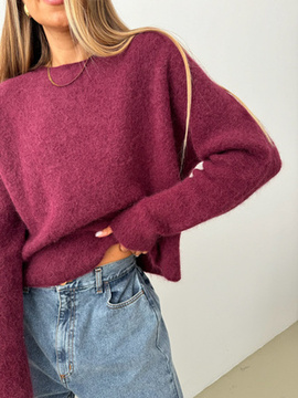 VELVET BURGUNDY SWEATER