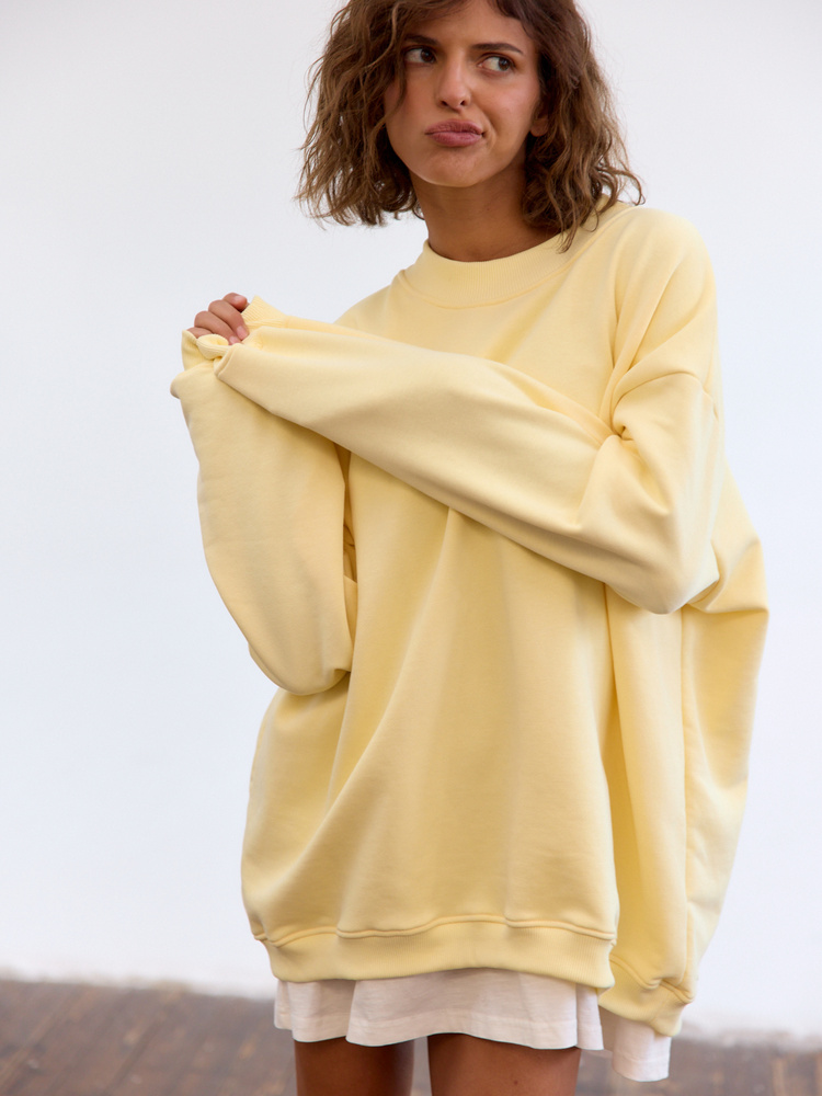 BUTTER SWEATSHIRT