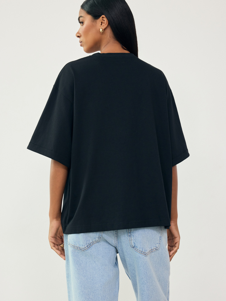 O-NECK BLACK T-SHIRT